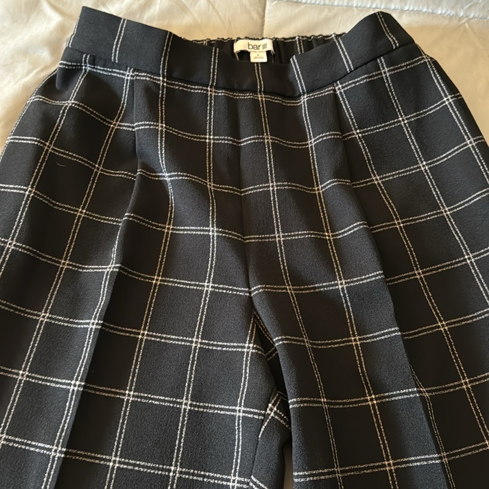 Bar III pants - Picture 3 of 5
